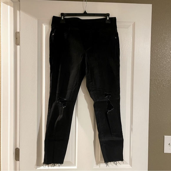 Old Navy Rockstar Jegging - Picture 2 of 6